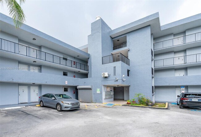 Building Photo - 13870 SW 62nd St