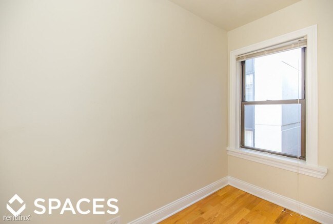 Building Photo - 1347 N Dearborn St