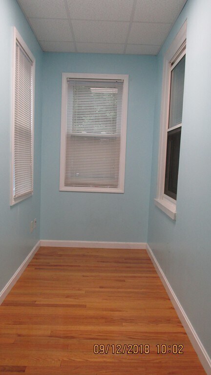 Building Photo - 19 Rockwell St