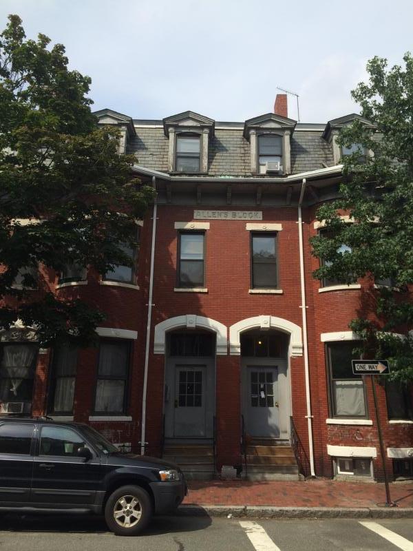Building Photo - 180 Harvard St