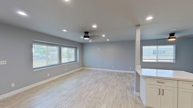 Building Photo - 13922 Heidi St