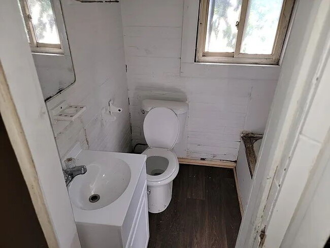 Foto del edificio - "Charming 2-Bedroom Retreat in Laurens - Your Cozy Haven Awaits!"