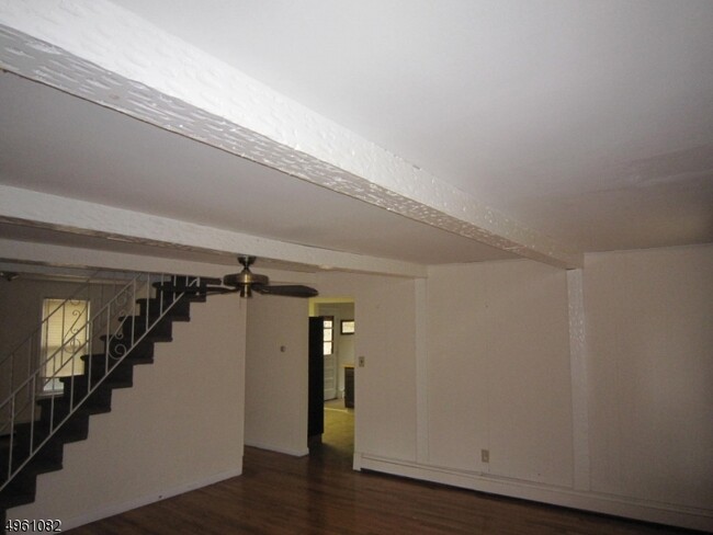 Building Photo - 2115 NJ-31