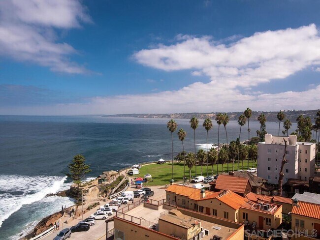 Foto del edificio - 939 Coast Blvd