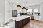 Foto principal - 653 Skyhook St