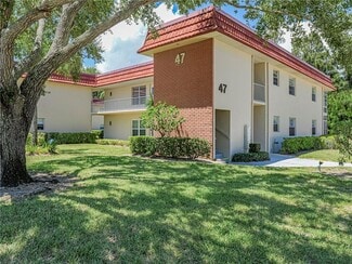 Building Photo - 47 Woodland Dr