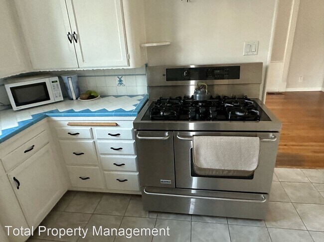 Foto del edificio - 2 br, 2 bath House - 140 W. Terrace Dr.