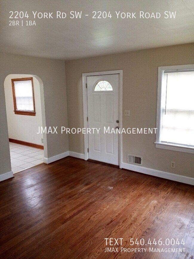 Foto del edificio - 2204 York Rd SW