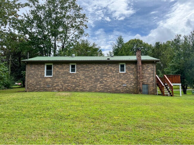 Foto del edificio - 467 Shady Oaks Dr