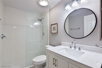 Building Photo - 5897 Chanteclair Dr