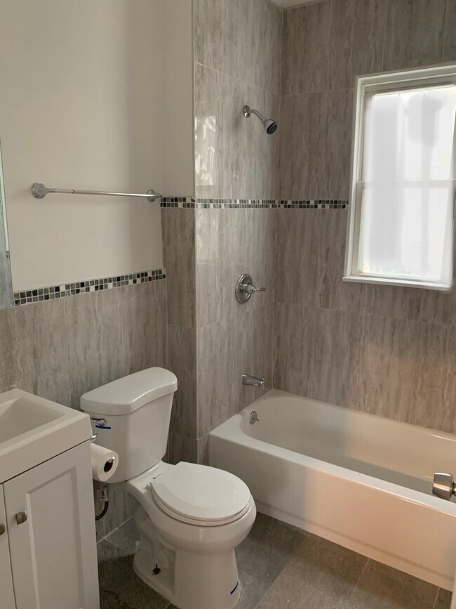 Foto del edificio - 595 Capitol Ave