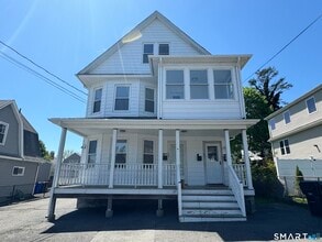 Building Photo - 561 Black Rock Tpke
