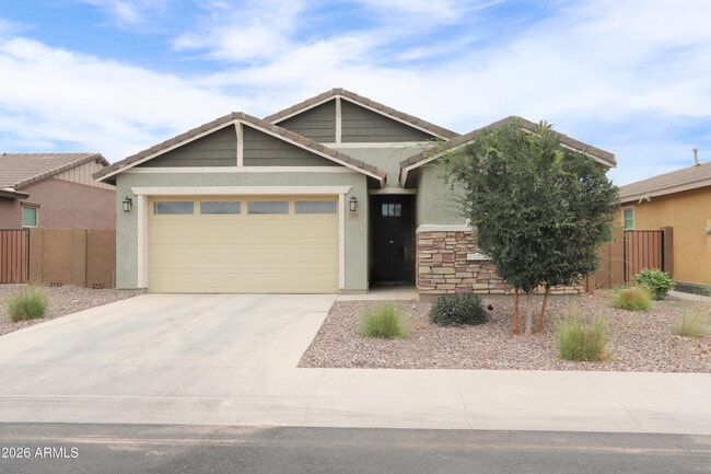 Building Photo - 2250 E Kelly Dr