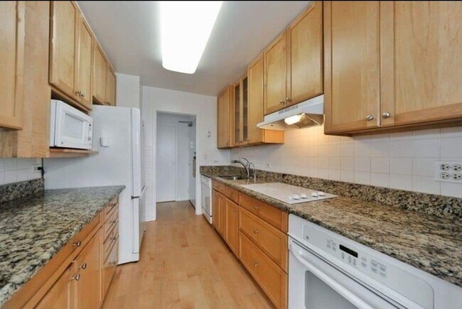 Foto del edificio - 5757 N Sheridan Rd