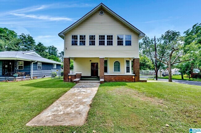 Building Photo - 2301 26th St Ensley