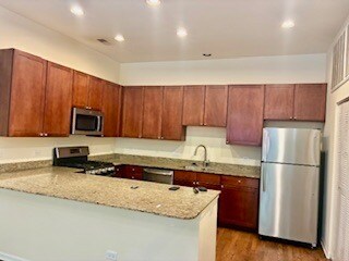 Foto del edificio - 917 N Kingsbury St