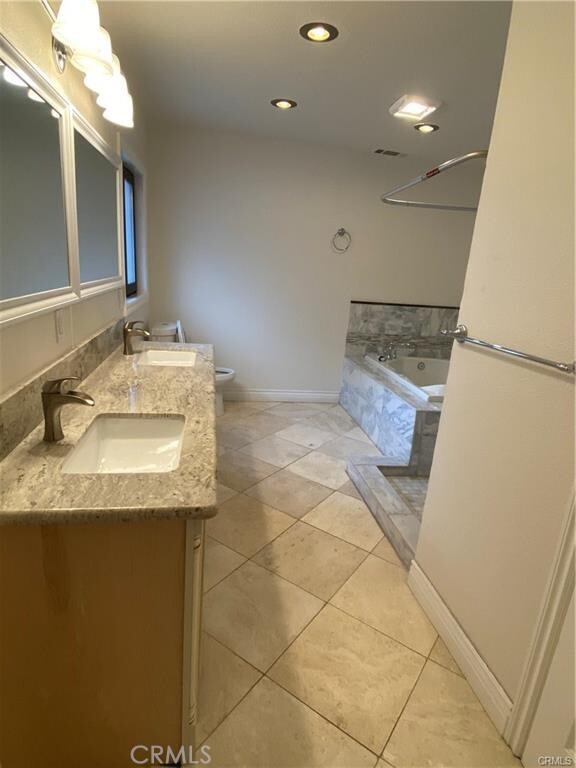 Building Photo - 3055 Broadmoor Blvd