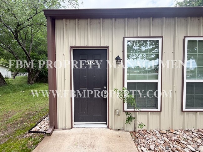 Building Photo - 8712 S Fm 148
