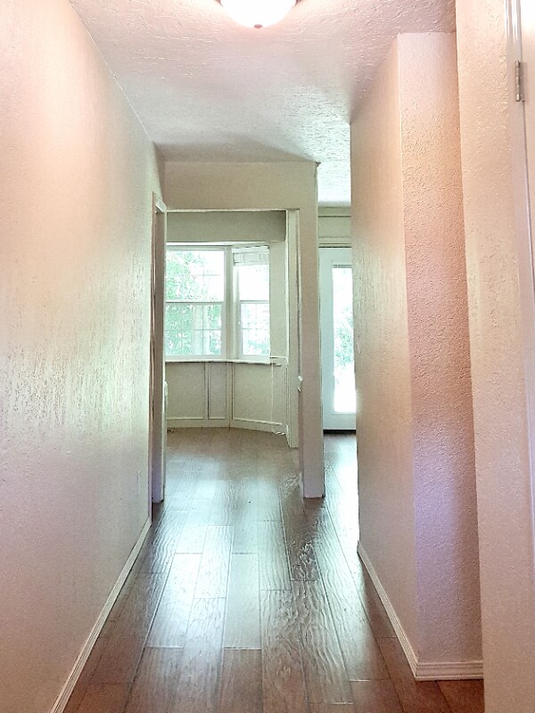 Foto del edificio - 2609 S Chestnut Ave