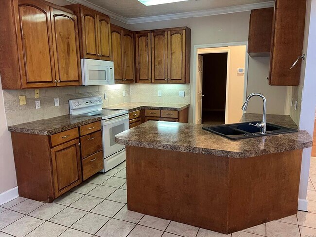 Foto del edificio - 140 Grand Ridge Ln