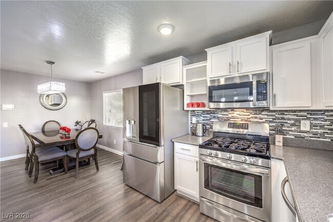 Building Photo - 9062 Mackanos Ave