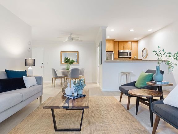 Foto del edificio - 811 York St