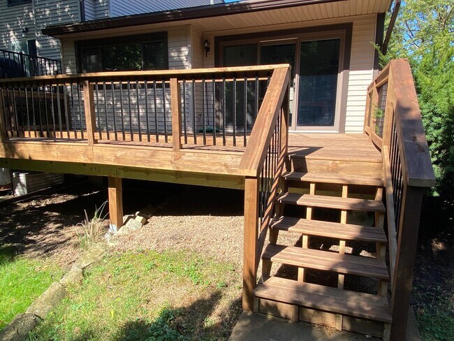 Backyard deck - 2339 Southwood Pl