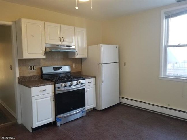 Foto del edificio - 834-836 S Ave W