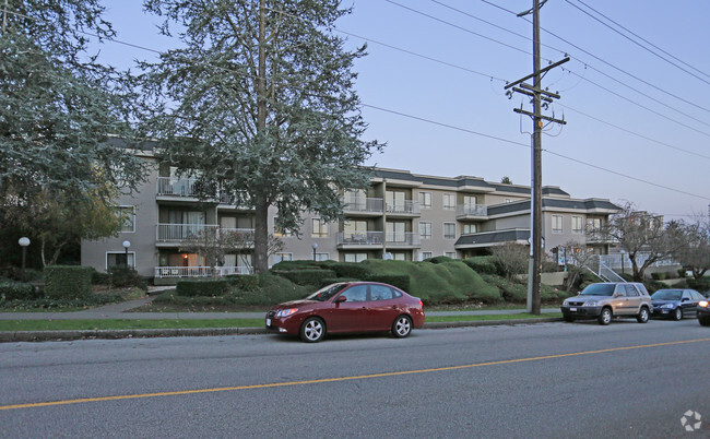 Photo du bâtiment - Fraser West