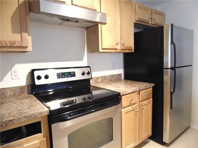 Building Photo - 3322 N Key Dr