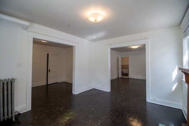 Foto del edificio - 1110 St Paul St