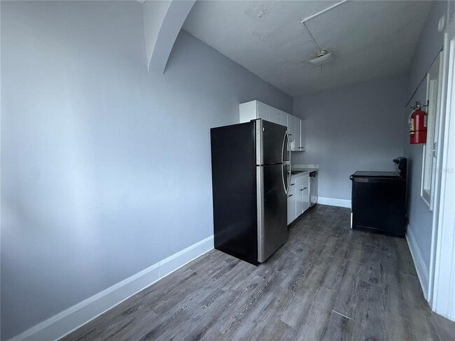 Building Photo - 730 W Central Ave