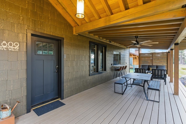 Foto del edificio - 809 3rd Ave W