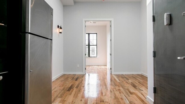 Foto del edificio - 14 Locust St