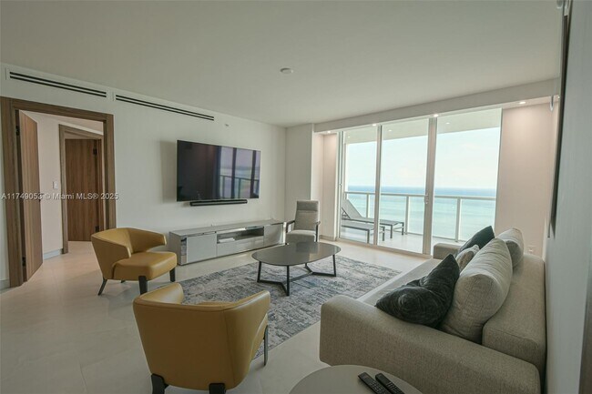 Building Photo - 16699 Collins Ave