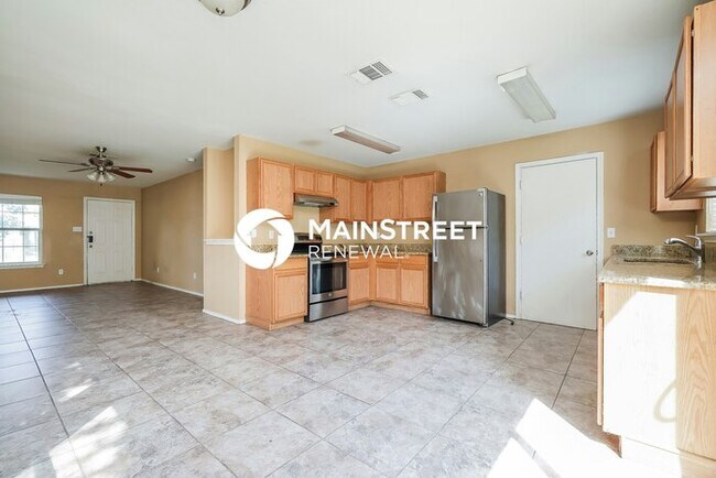 Foto del edificio - 3 Bedroom Pet-Friendly Home in San Antonio...