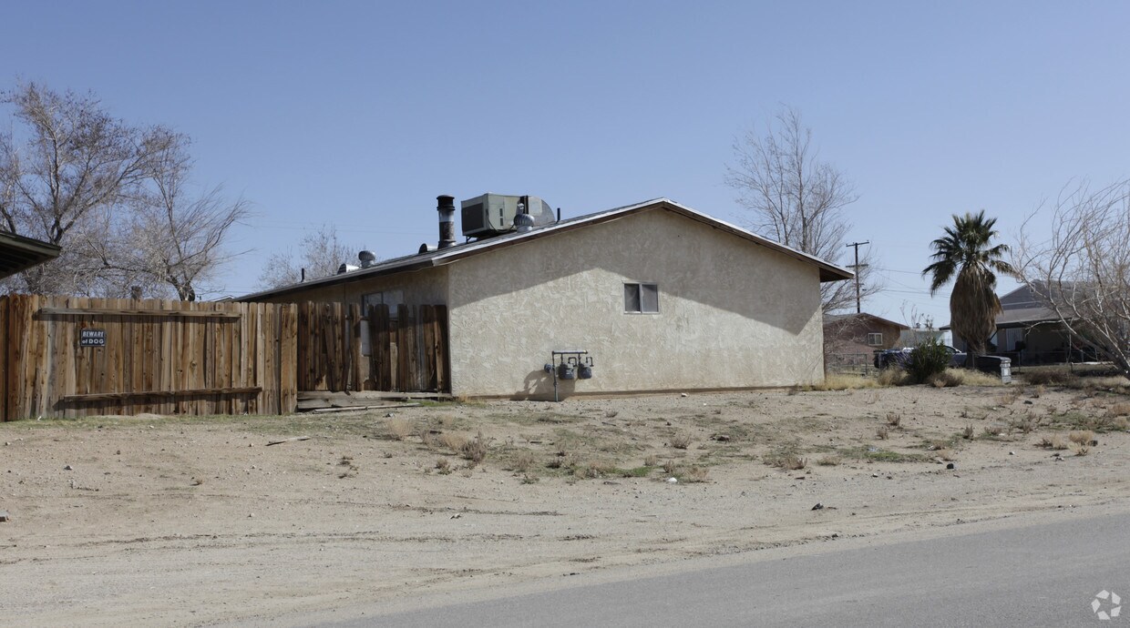 Building Photo - 34313 Paris Ave