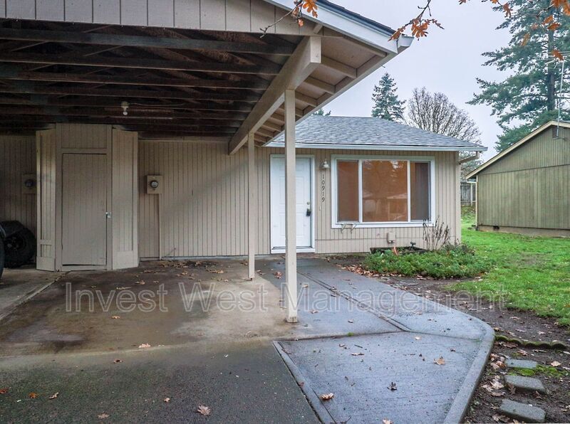 10919 NE 48th St, Vancouver, WA 98682 Condo for Rent in Vancouver, WA