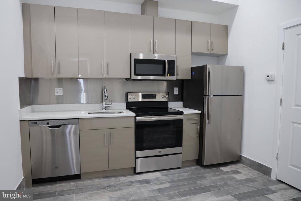 Foto principal - 1231 Vine St