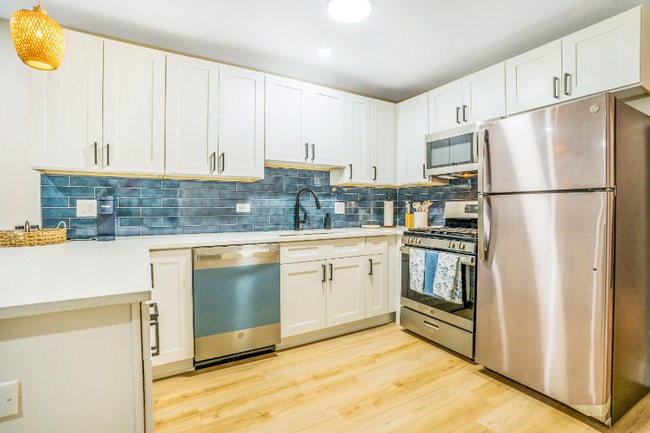 Photo - 1704 N Springfield Ave Apartment