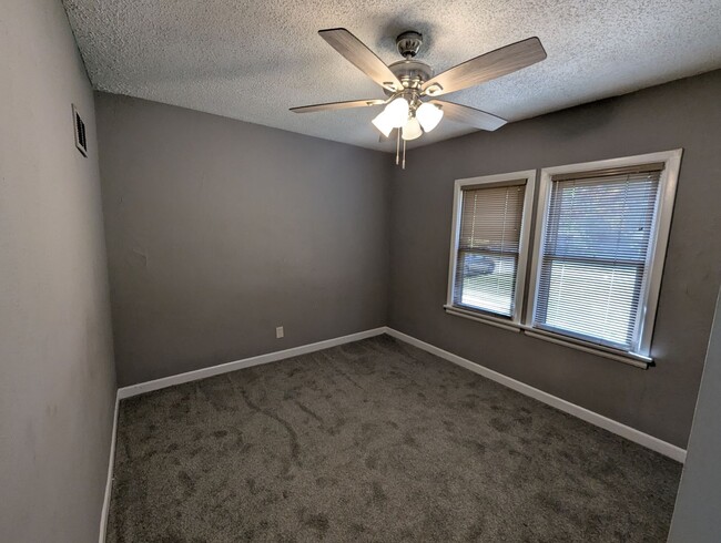 Building Photo - Belle of Bellefontaine - 3 Bed, 1 Bath