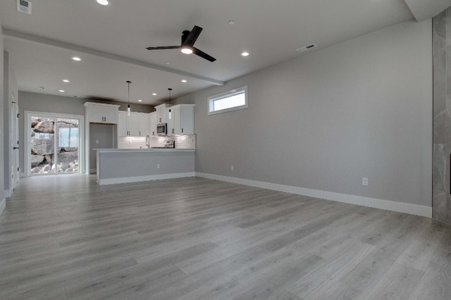 Building Photo - 711 Rio Vis Lp