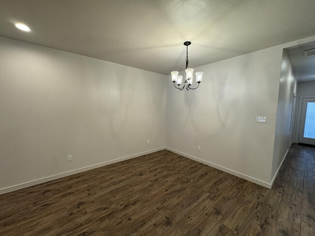Building Photo - 2549 138th St