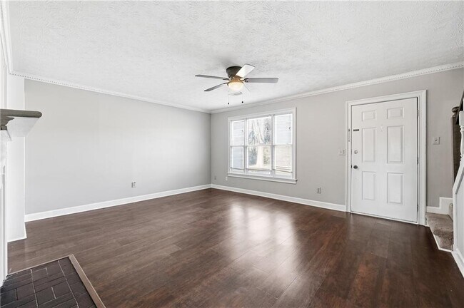 Foto del edificio - 6148 Winfield Ct