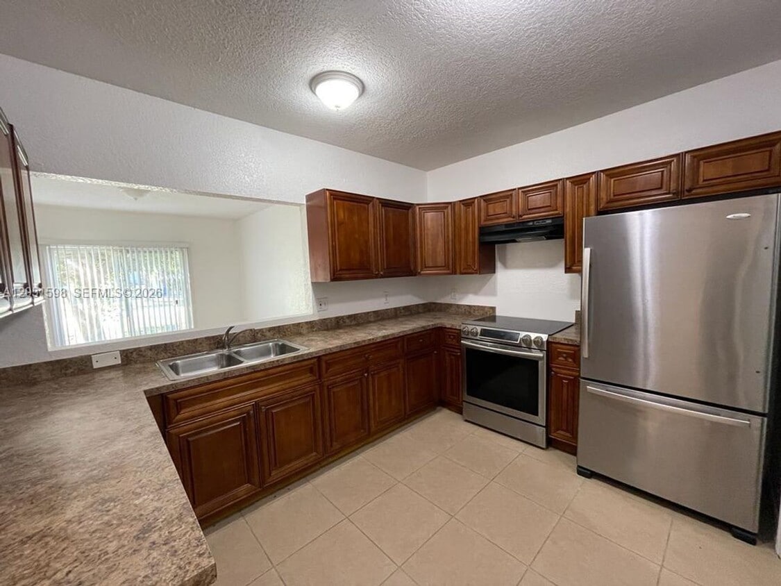 Photo - 2730 NW 11th Street 0, Fort Lauderdale, FL 33311 - 5751