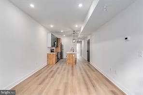 Building Photo - 1222 W Silver St