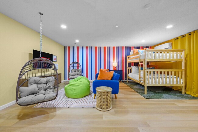 Foto del edificio - 11950 117th St N