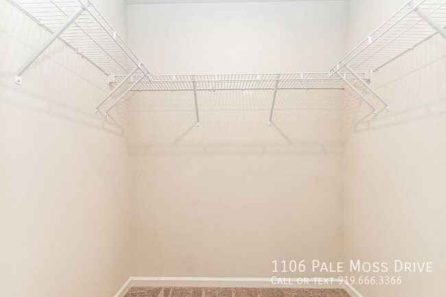 Building Photo - 1106 Pale Moss Dr