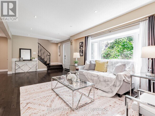 Photo du bâtiment - 97 Bridlewood Blvd