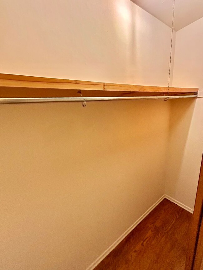 Interior Photo - 531 W. Deming